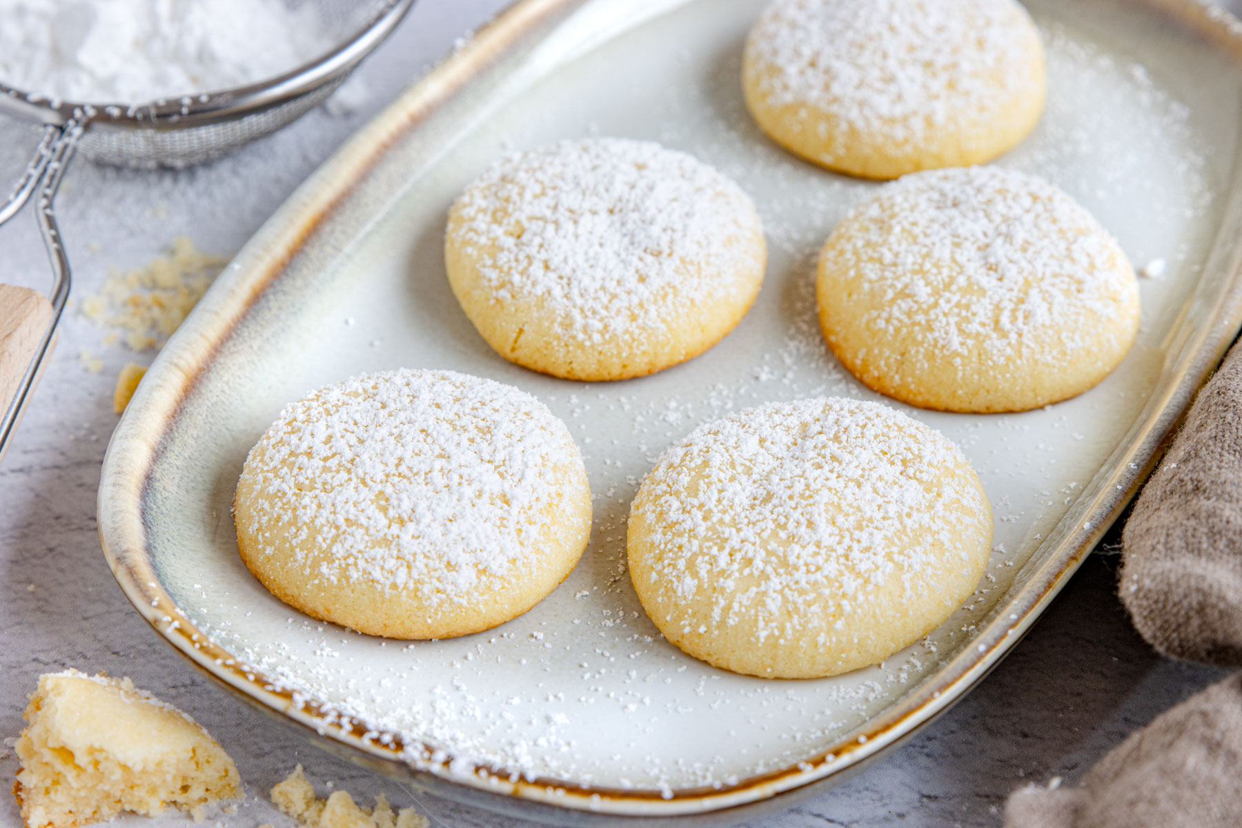 Schnelle Bethmännchen mit Marzipan | Rezept - eat.de