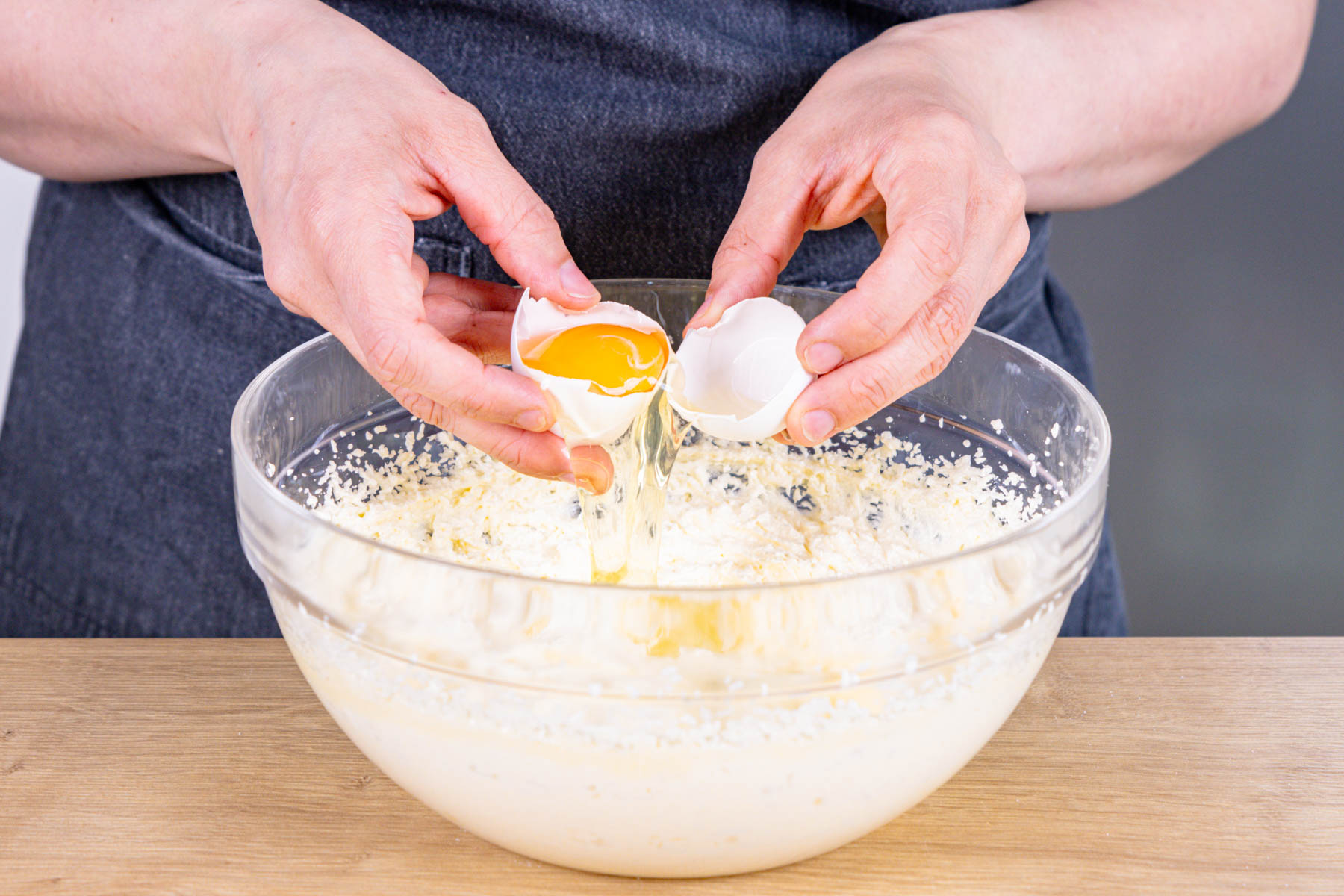 Apfel-Schmand-Kuchen vom Blech | Rezept