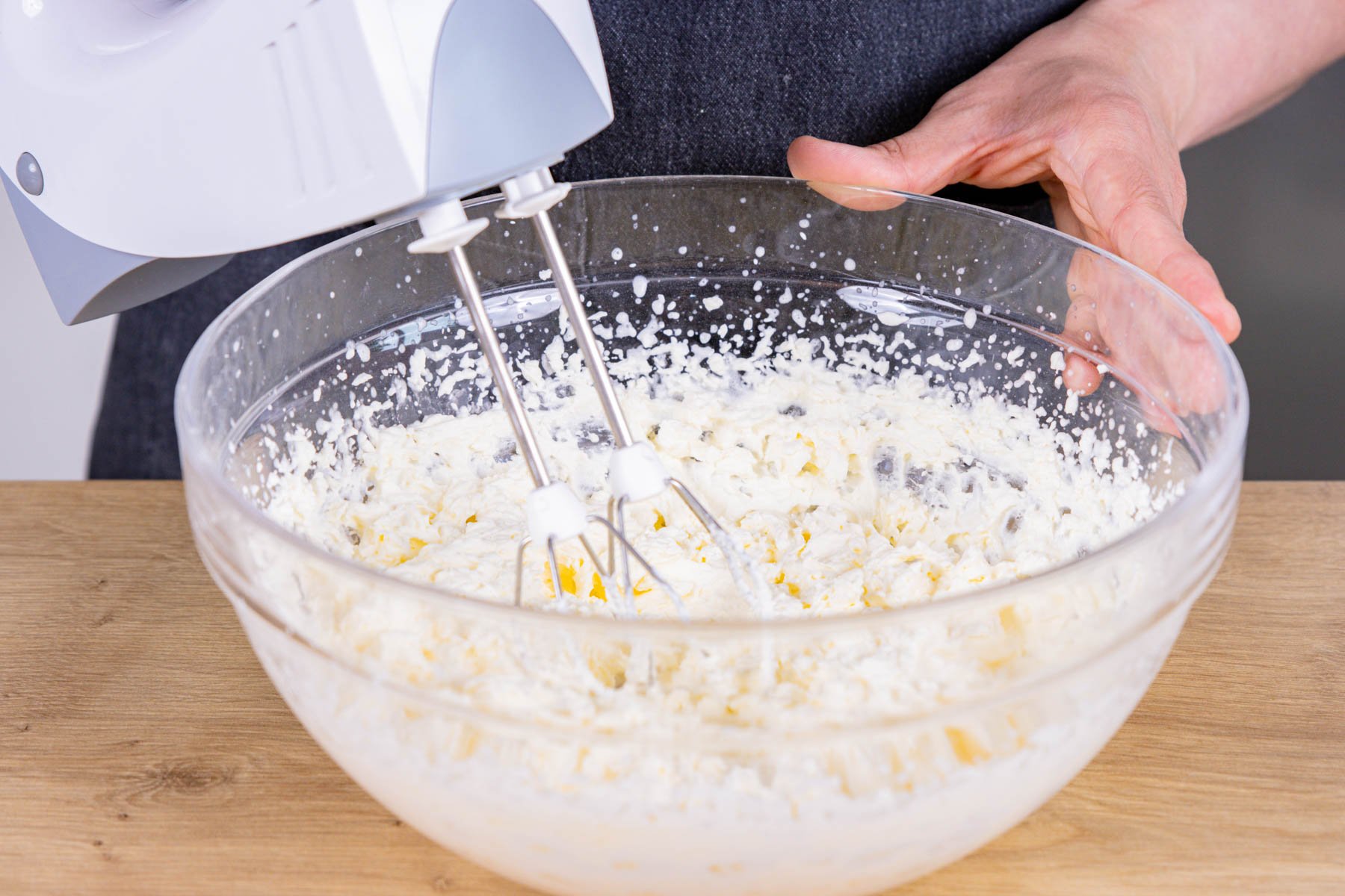 Apfel-Schmand-Kuchen vom Blech | Rezept