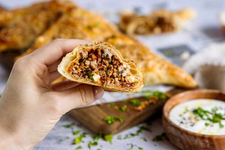 Blätterteigtaschen mit Hackfleisch