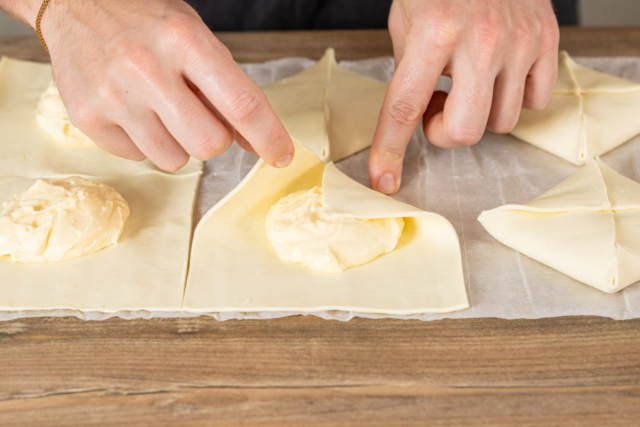 Blätterteigtaschen mit Quark | Rezept