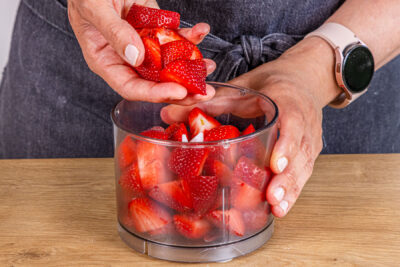 Erdbeeren pürieren
