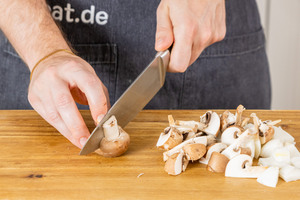 Pilze schneiden