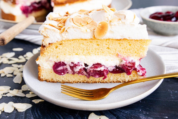 Ein Stück Gewittertorte