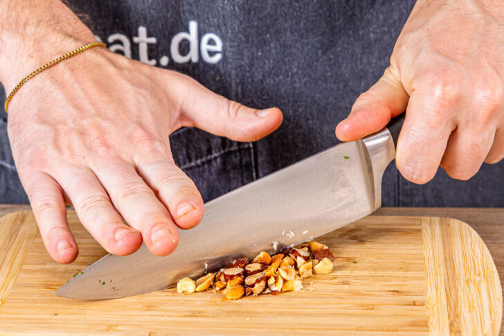 Nüsse hacken
