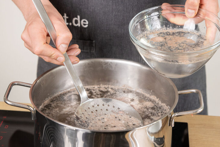 Eiweiß abschöpfen