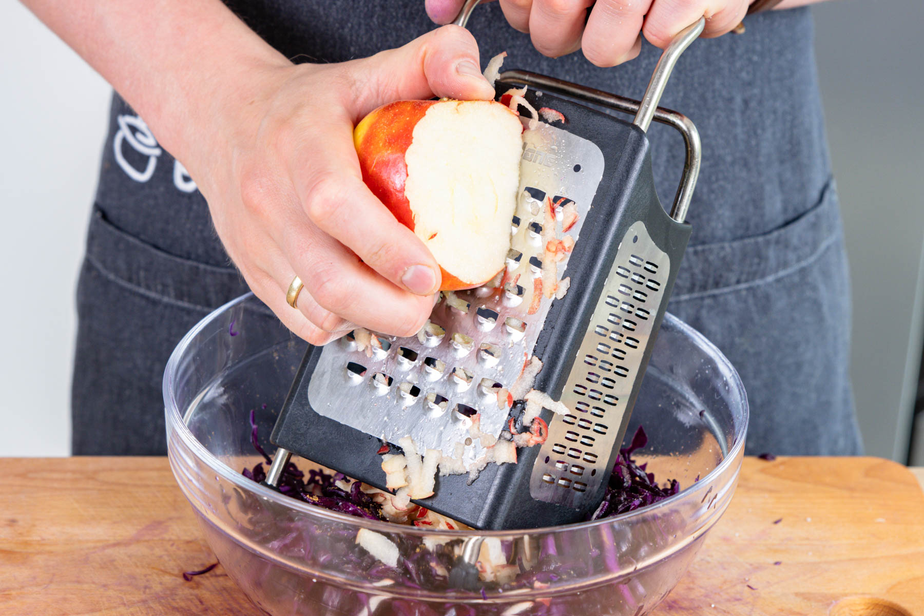 Rotkohlsalat mit Feta | Rezept