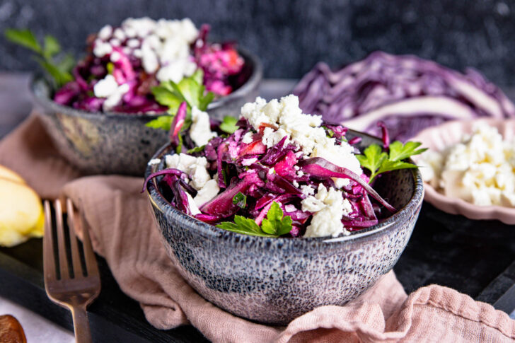 Rotkohlsalat mit Feta