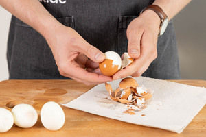 Eier schälen