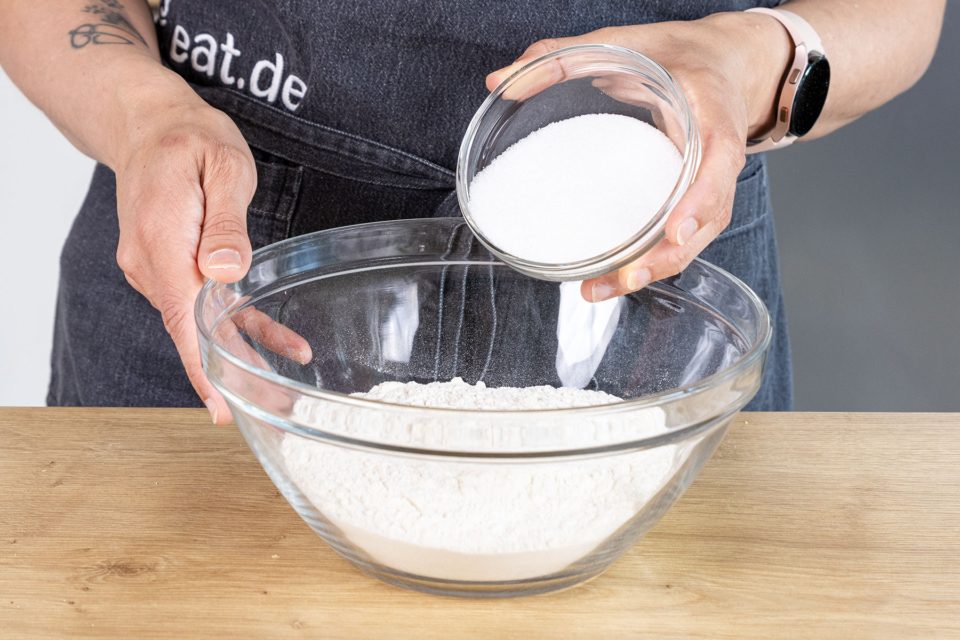 Schneller Blätterteigkuchen | Rezept
