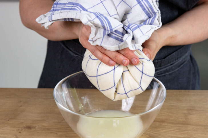 griechischen Joghurt entwässern