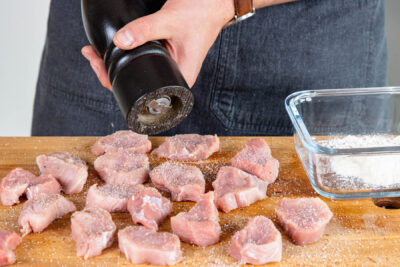 Schweinelendenmedaillons würzen