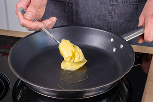 Butterschmalz erhitzen