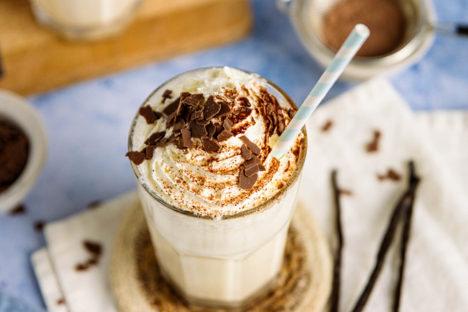 Vanille-Milchshake selber machen | Rezept
