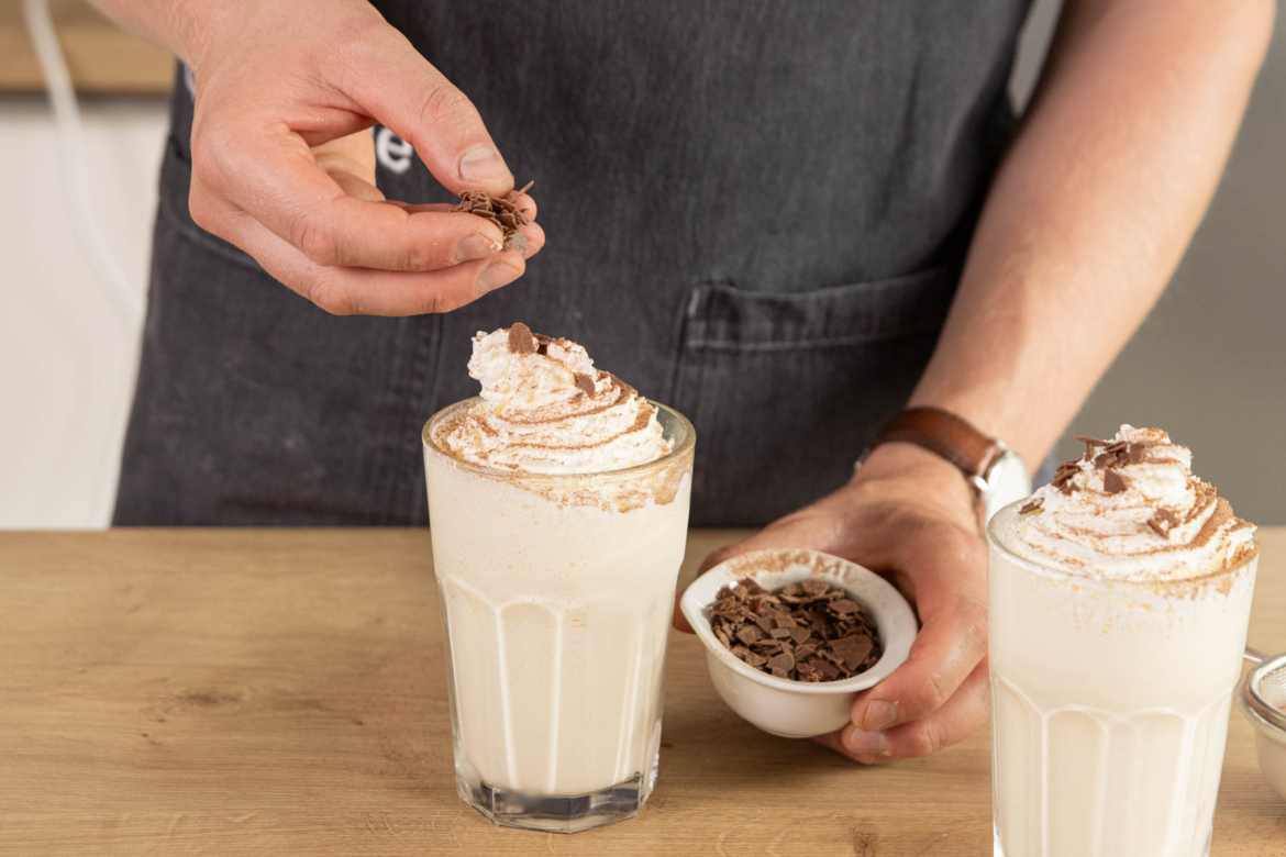 Vanille-Milchshake selber machen | Rezept