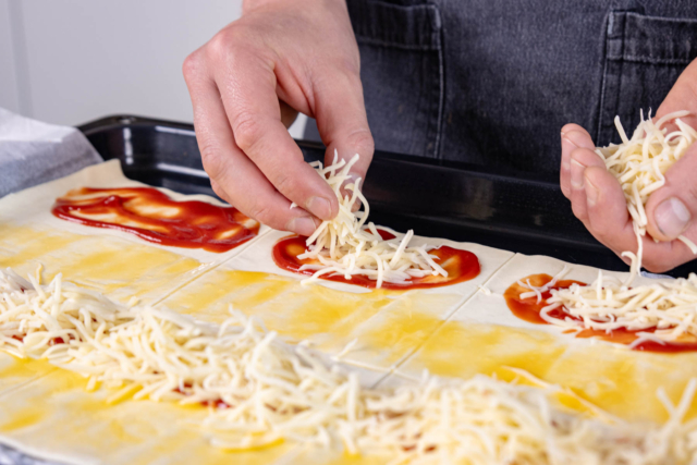 Würstchen im Blätterteig