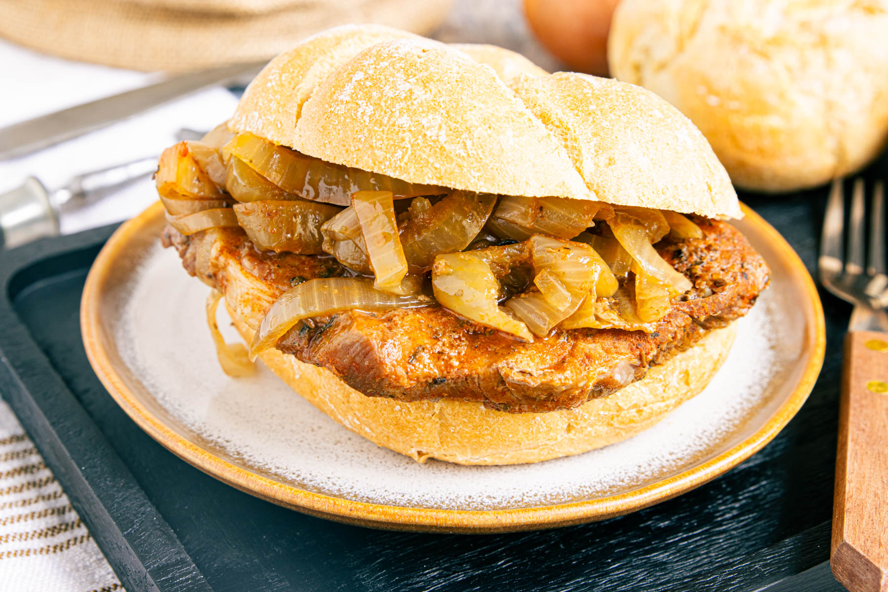 Zwiebelfleisch aus dem Dutch Oven | Rezept Zwiebelfleisch aus dem Dutch Oven | Rezept