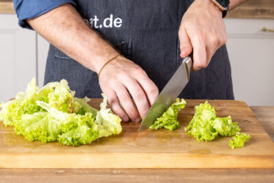 Salat klein schneiden