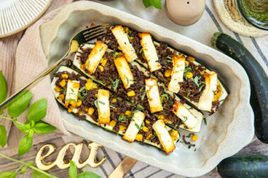 Gefüllte Zucchini mit Hackfleisch und Feta