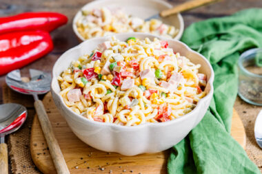 Nudelsalat mit Fleischwurst