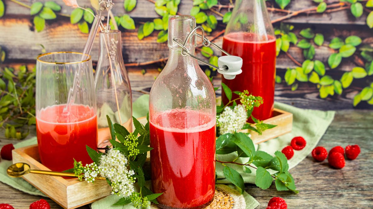Sirup selber machen: das einfache Grundrezept | Rezept