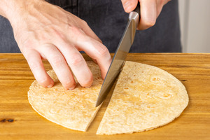 Tortilla halbieren