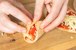 Tortilla-Tasche zusammen stecken