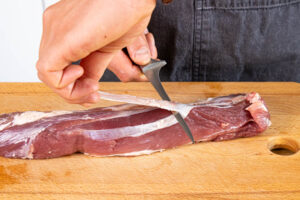 Schweinefilet parieren