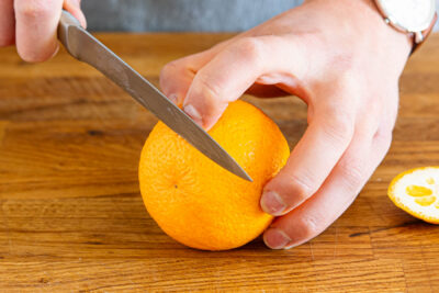 oberes und unteres Ende der ORange abschneiden