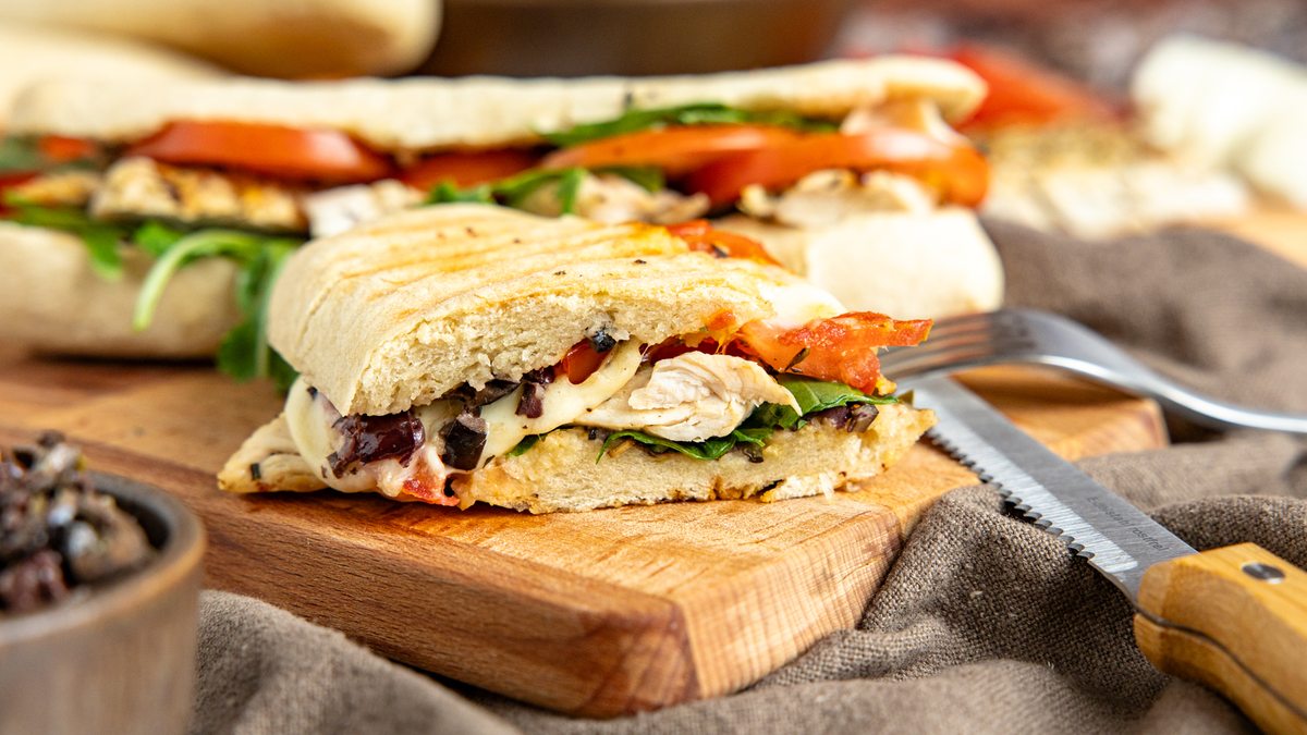 Panini mit Hähnchen aus dem Kontaktgrill | Rezept
