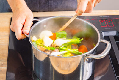 Gemüse mit kochen
