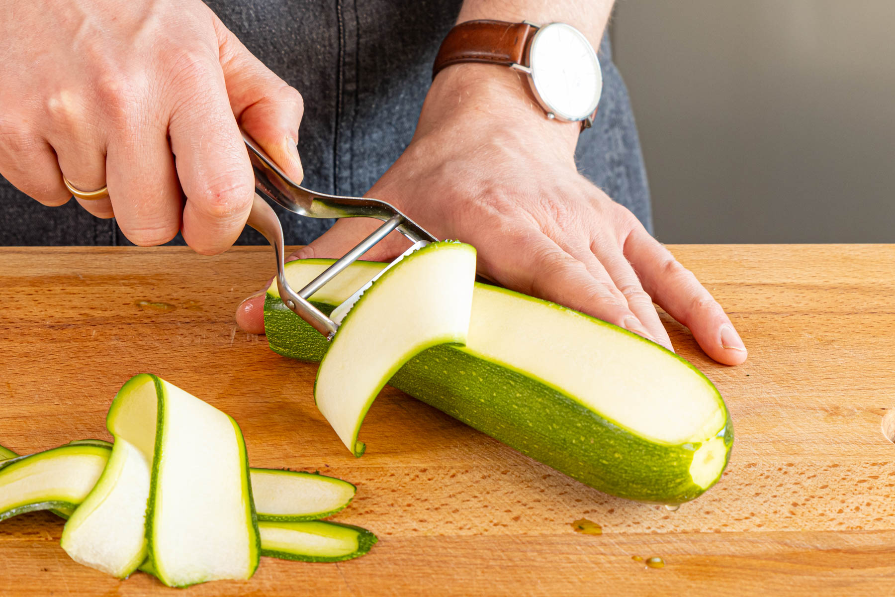 Roher Zucchinisalat | Rezept Roher Zucchinisalat | Rezept