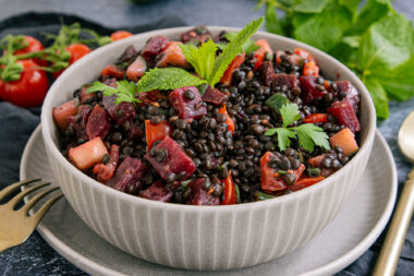 Rote-Bete-Linsensalat mit Minze