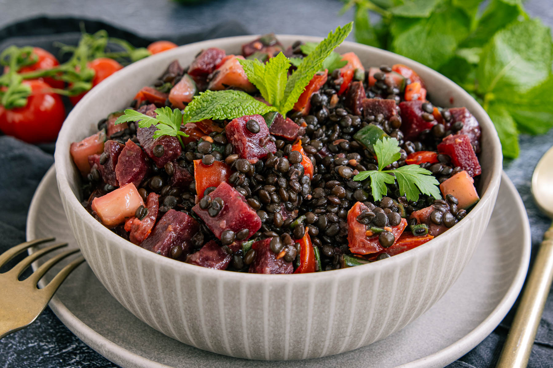 Roter Linsensalat: vegan und gesund | Rezept