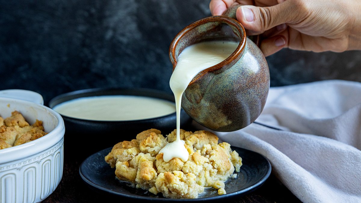 Vanillesauce mit Puddingpulver | Rezept