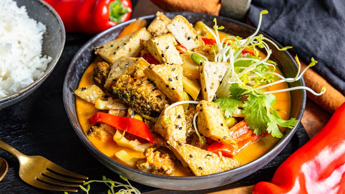 Veganes Thai-Curry mit Reis