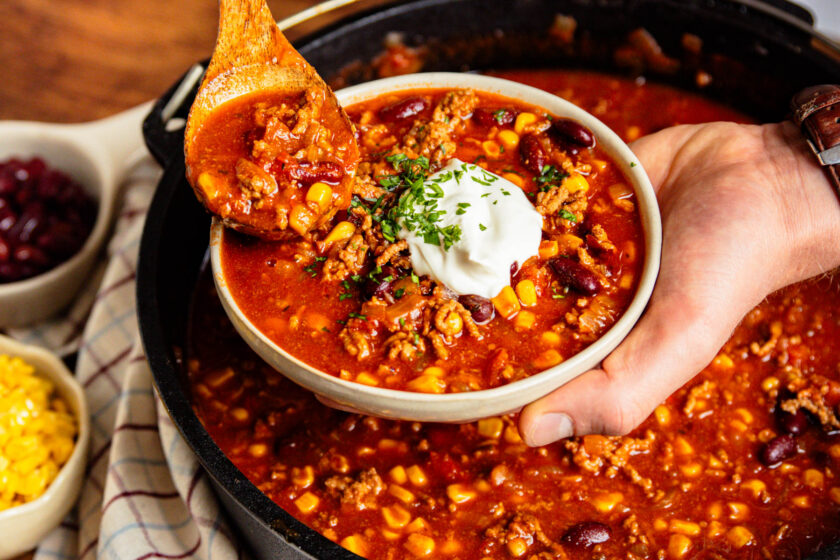 Chili con Carne aus dem Dutch Oven