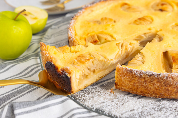Stück von Elsässer Apfelkuchen