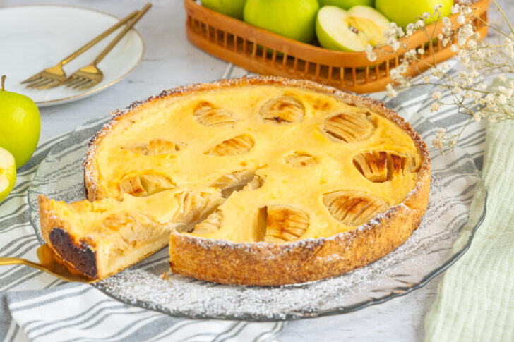 Elsässer Apfelkuchen servier fertig