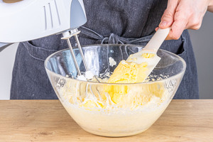 Pudding unterheben