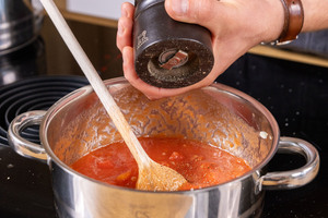 Tomatensauce pfeffern