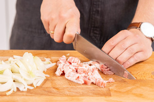 Bacon schneiden