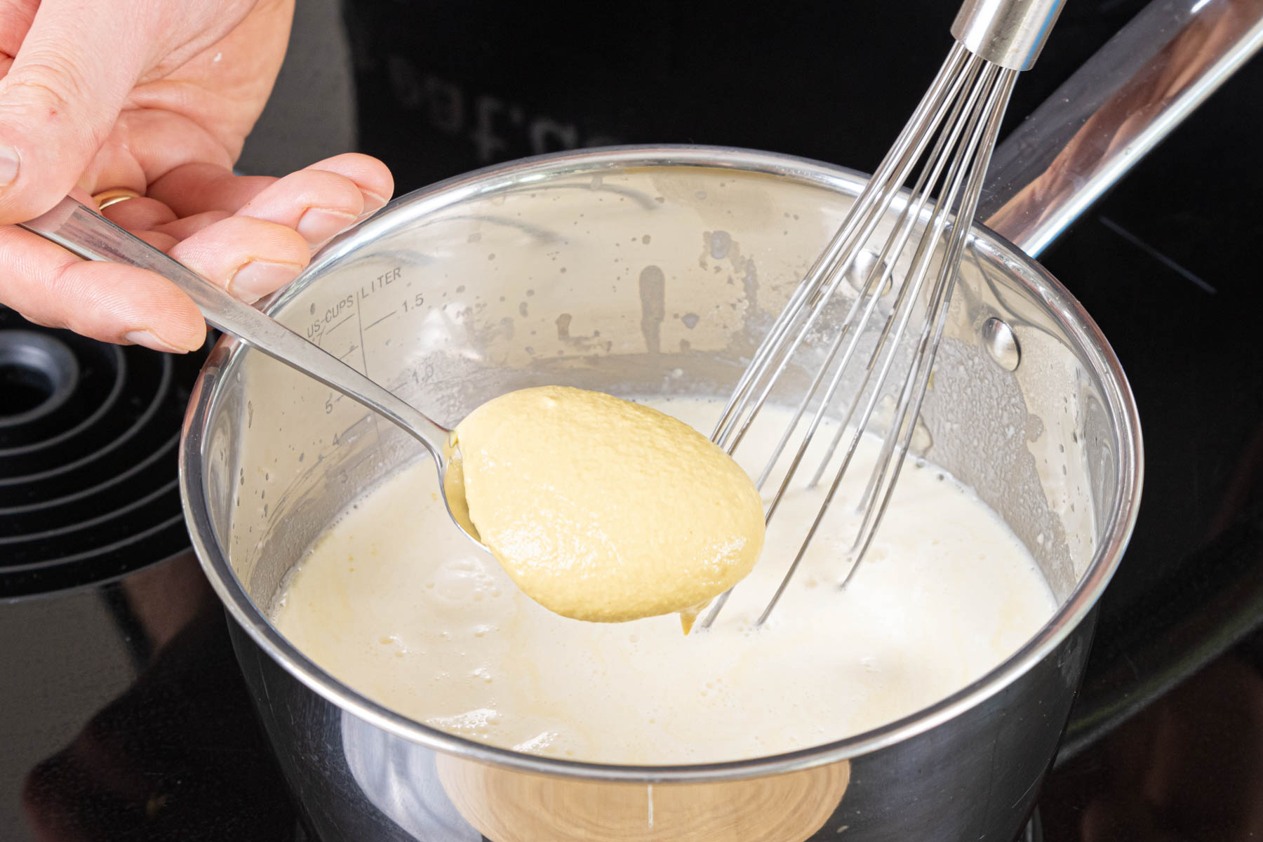 Senfsoße zu Fisch: schnell & einfach | Rezept Senfsoße zu Fisch: schnell & einfach | Rezept