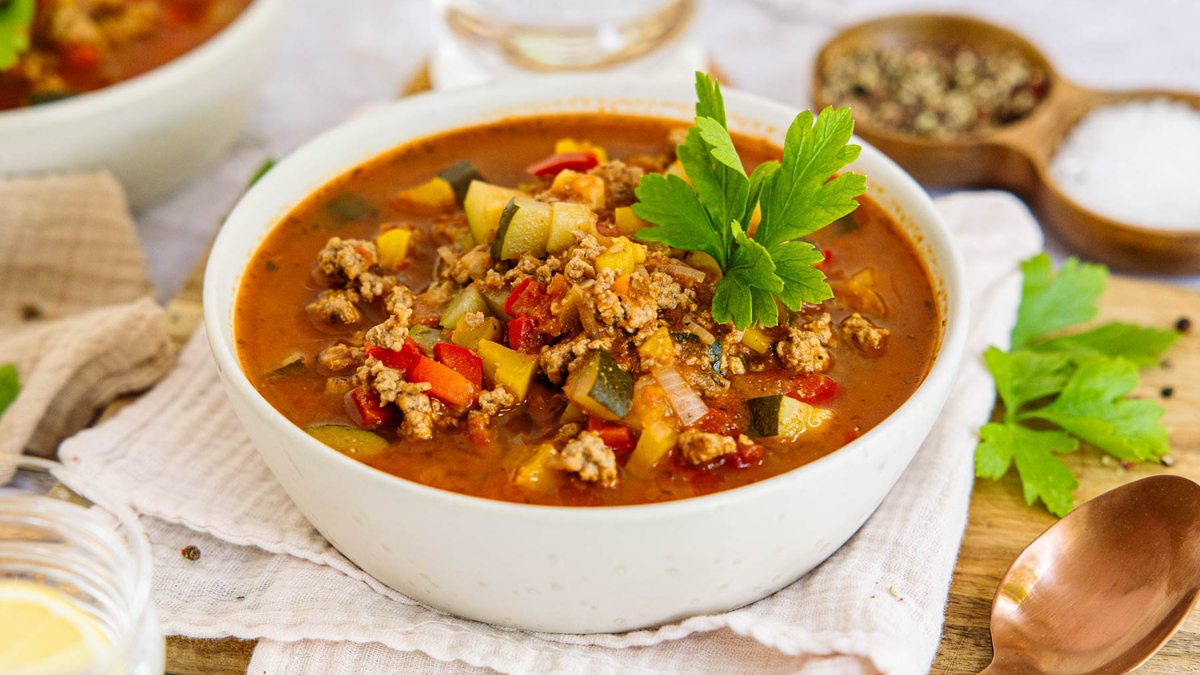 Deftige Partysuppe mit Hackfleisch: super Schlemmer-Klassiker