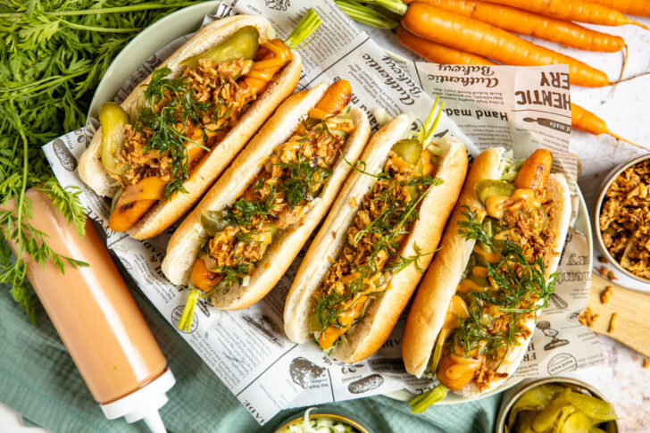 Vegetarische Möhren-Hot-Dogs