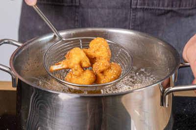 Blumenkohl Nuggets frittieren