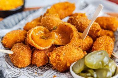 Knusprige Chili Cheese Nuggets selber machen