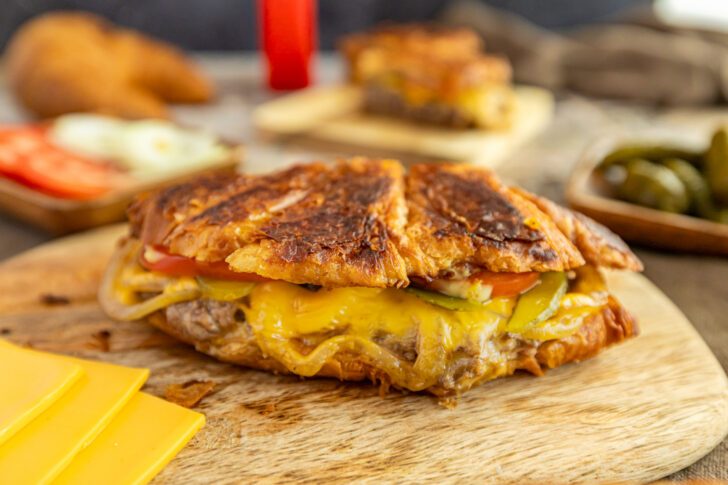 Croissant Smash Burger