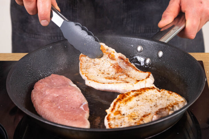 Schnitzel anbraten