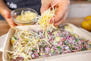 Streukäse verteilen